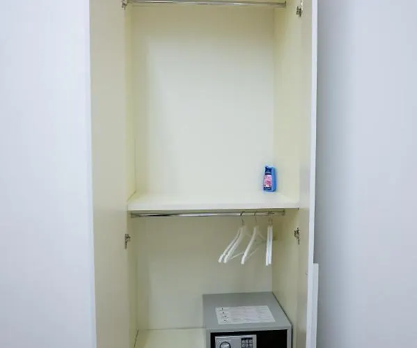 לינה וארוחת בוקר K-home 4*