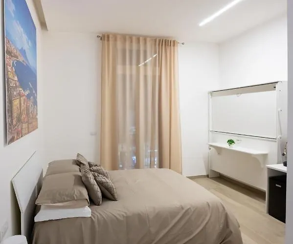 K-home Bed and Breakfast Νάπολη